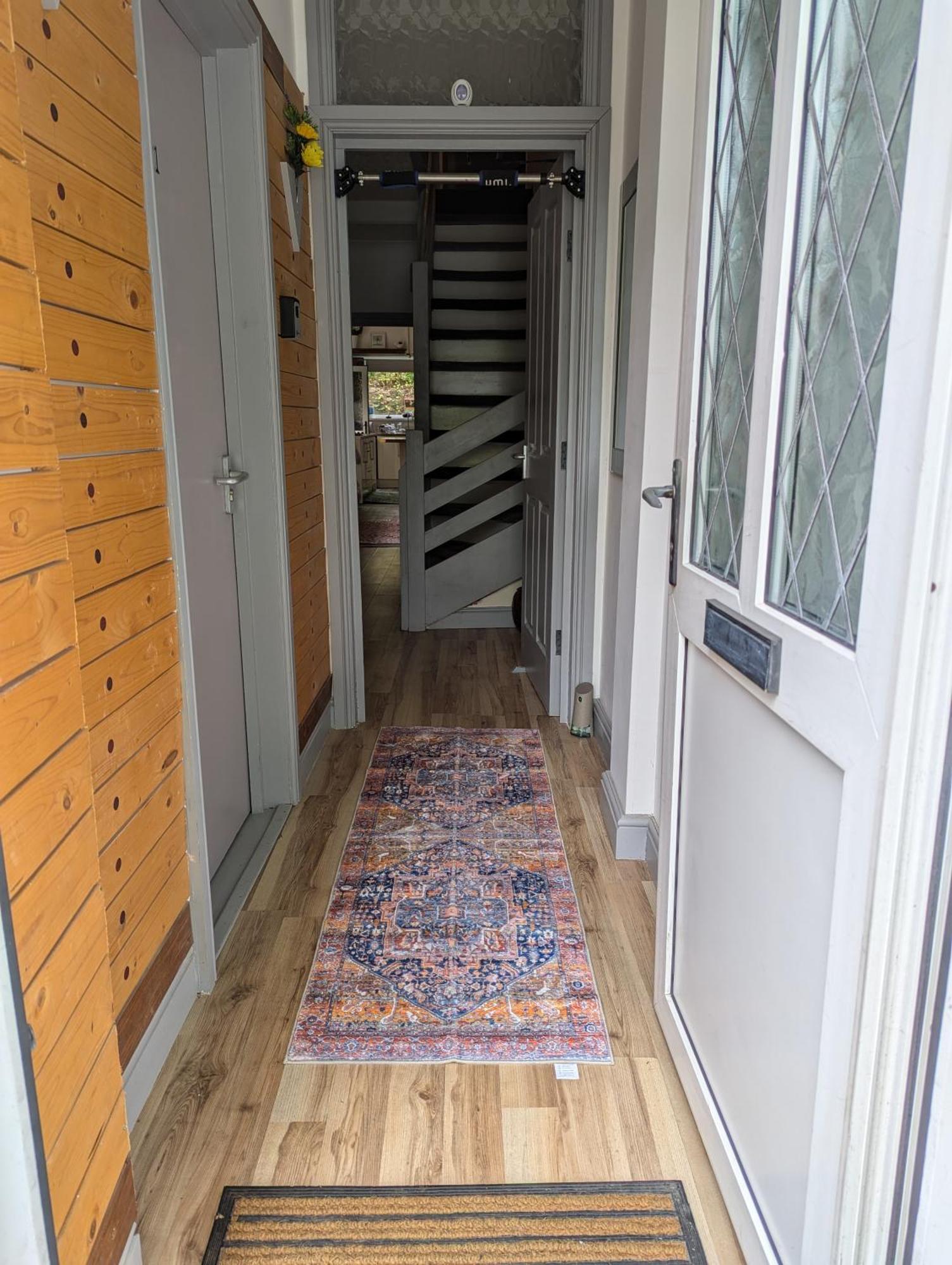 R3 - Cozy Small Double - City & Beach Access, Wifi, Free Parking - Self Catering Swansea Kültér fotó